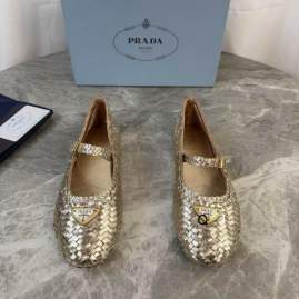 Picture of Prada Shoes _SKUPradasz35-40XJ030119020